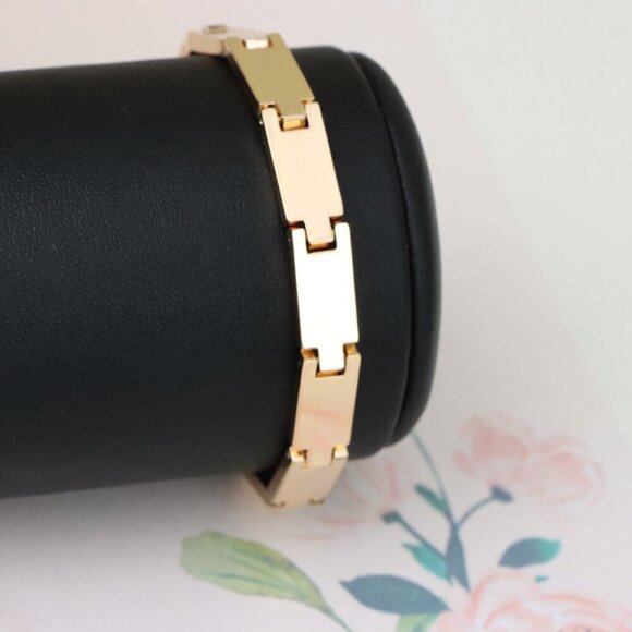 "Bold Rectangular Link Rose Gold Bracelet in Polished Finish, XPBL1143 - Picture 9 of 12